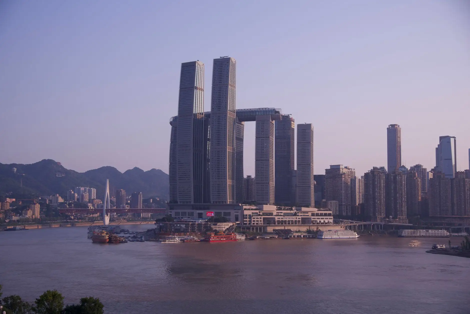 2025年优惠券印刷技术趋势：从普通铜版纸到环保防伪材质