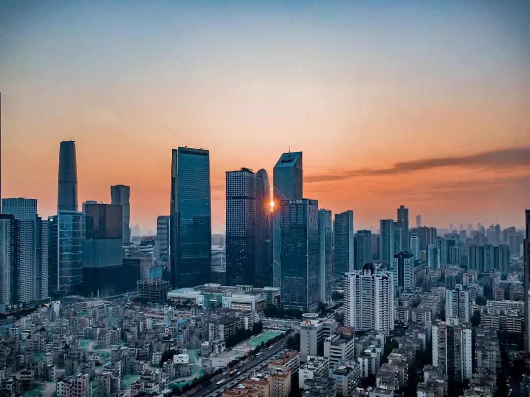 2025年优惠券印刷趋势：环保材质与可变数据技术的应用方案